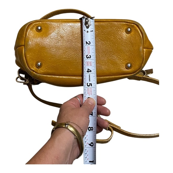 Divina Firenze mustard yellow leather crossbody bag - Picture 8 of 14